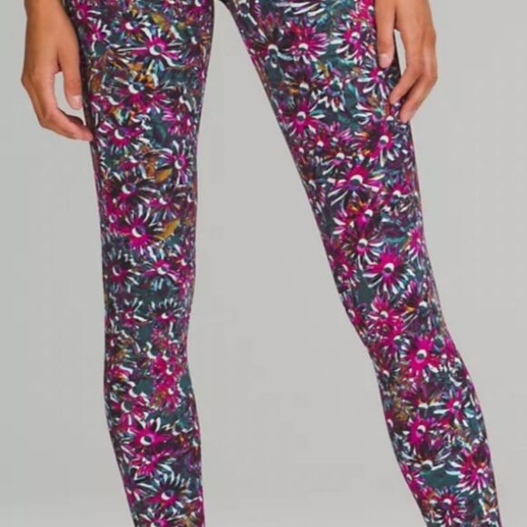 NWT Lululemon Base Pace HR Tight 25" floral Size 2 - Picture 2 of 4